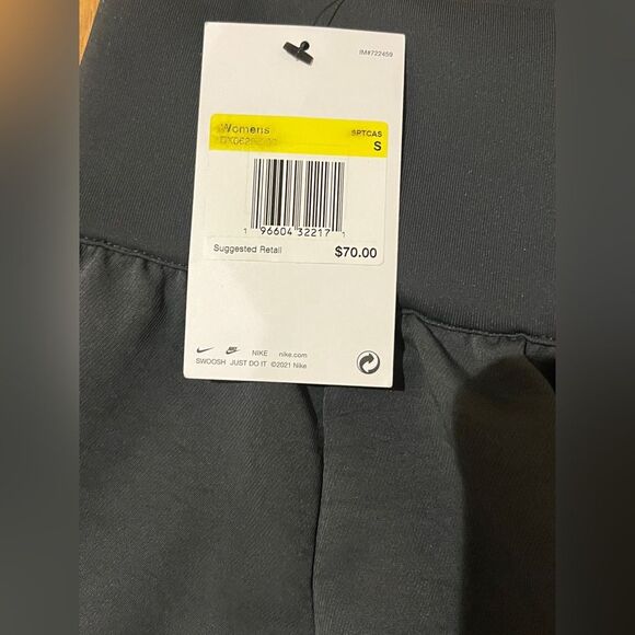 Nike Women's Team TechPack Woven Short High Waist Size Small Grey Black - Picture 3 of 9